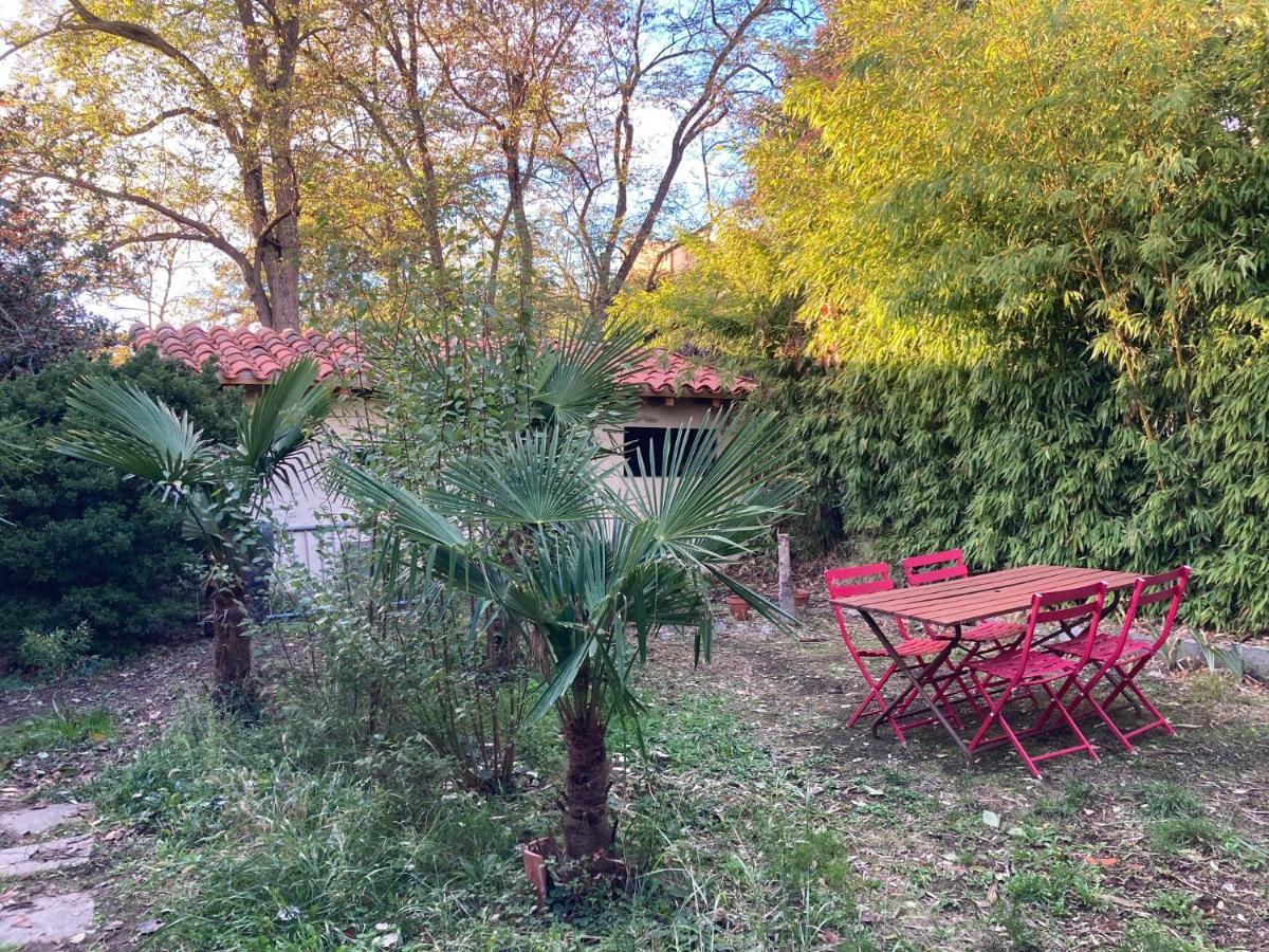 Un Jardin En Ville ตูลูส ภายนอก รูปภาพ